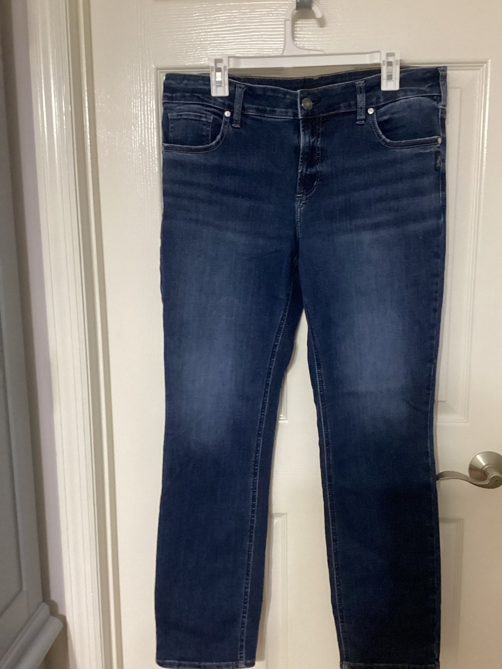 Silver Elyse Mid Rise Straight Women’s 33/31